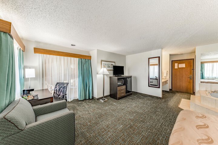 Room 44 of 59