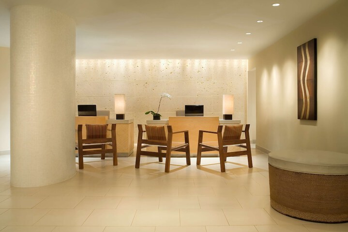 Hotel Interior 7 of 43
