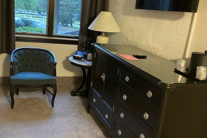 Room 18 of 54