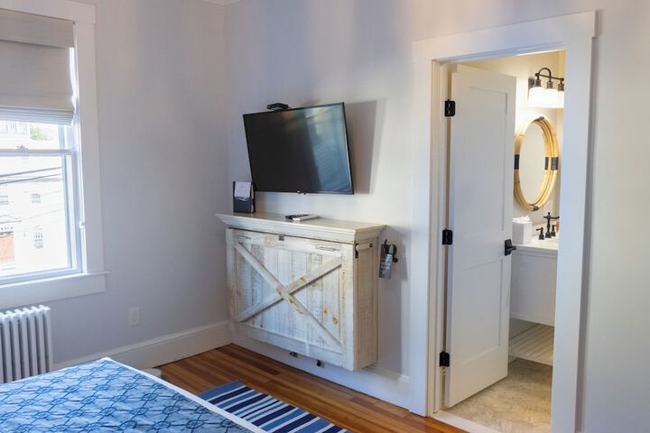 Room 46 of 69