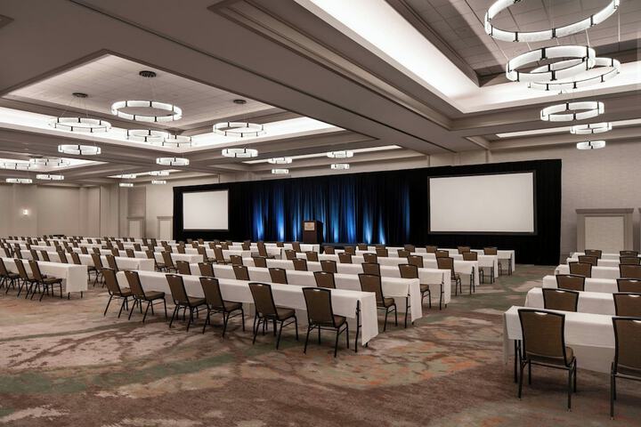Sheraton Grand Sacramento Hotel