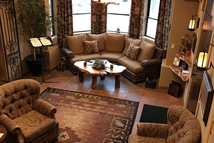 Hotel Interior 21 of 285