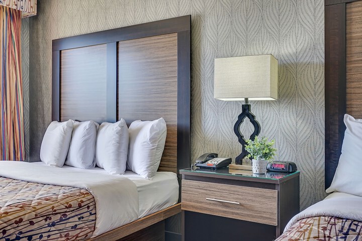 Blue Creek Inn