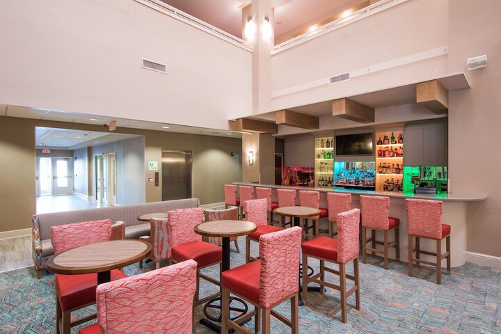 Holiday Inn & Suites Lake City by IHG