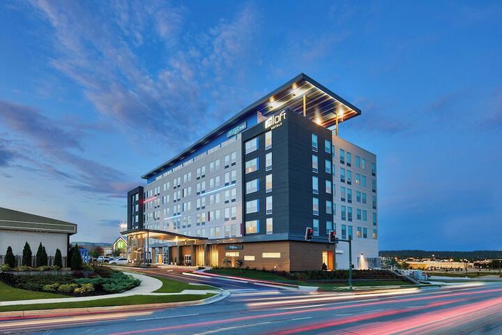 Hotel 2 of 51