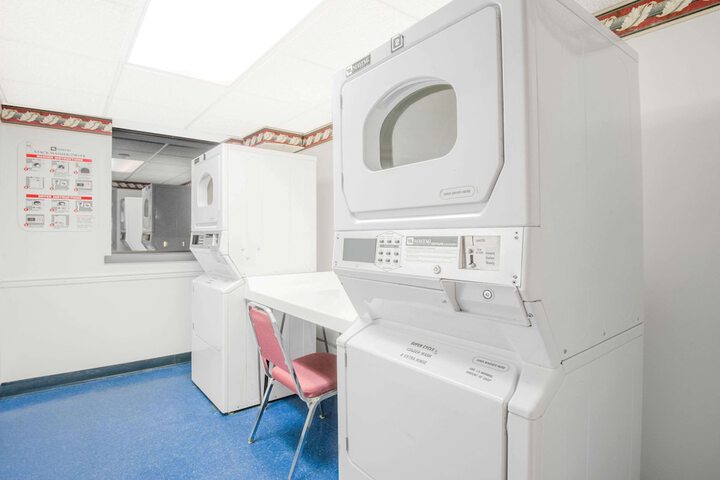 Room 8 of 22