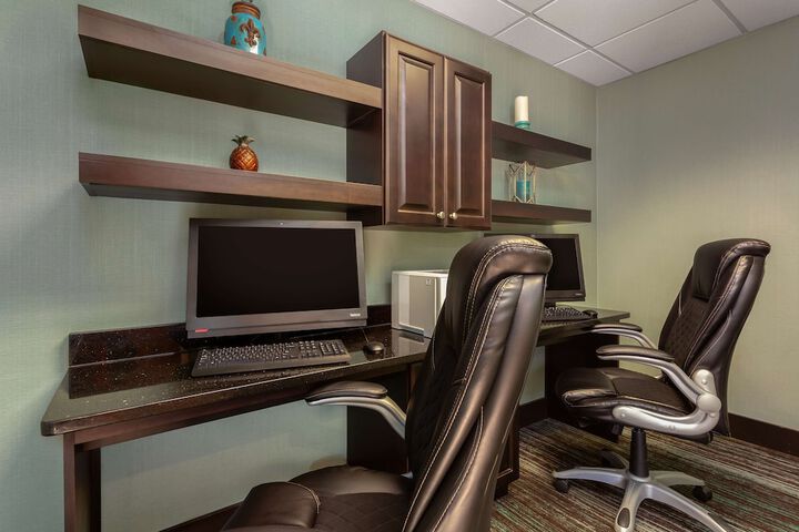 Business Center 30 of 30