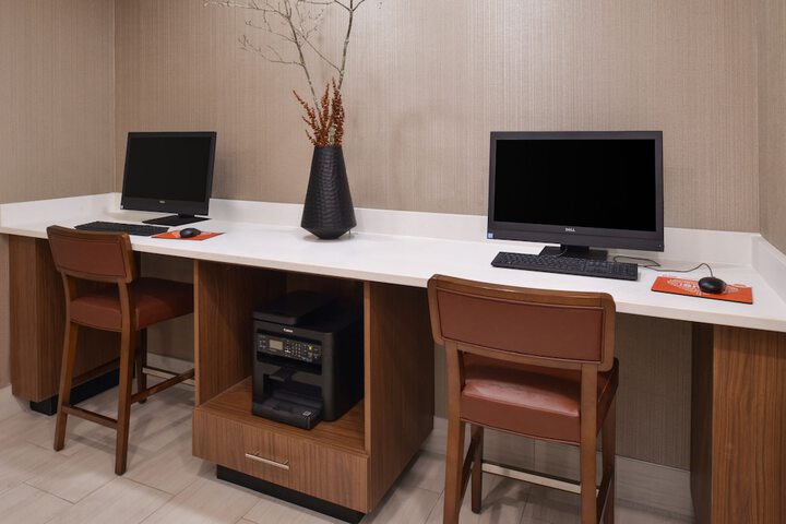 Business Center 62 of 62