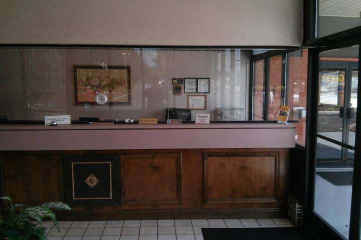 Hotel Interior 10 of 29