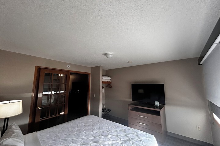 Country Inn & Suites by Radisson Baxter, MN