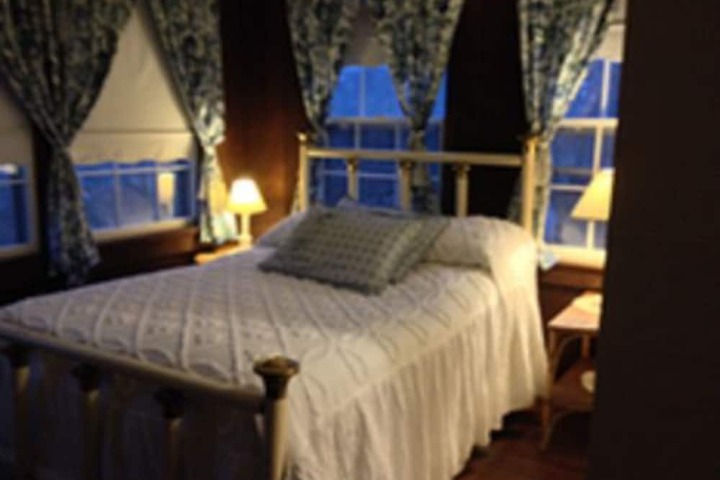 Room 15 of 51