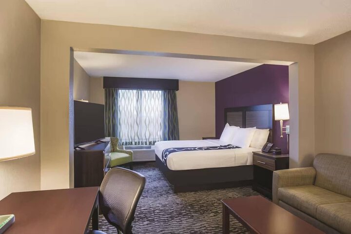 Comfort Inn & Suites Clearwater South - Pinellas Park