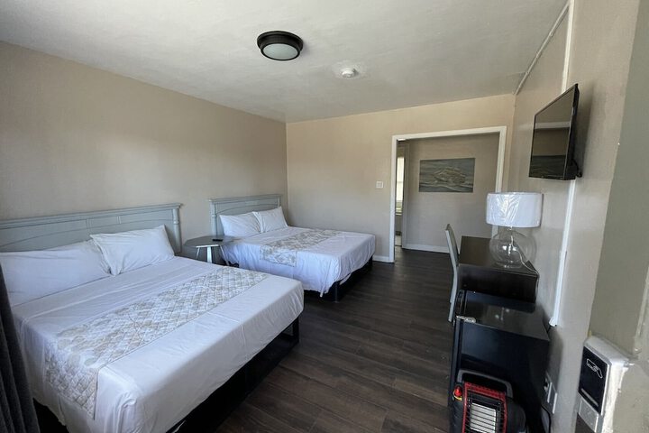 Room 46 of 85