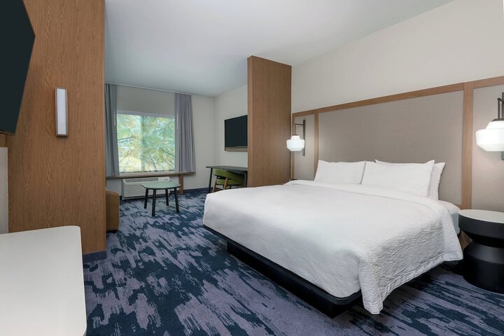 Fairfield Inn & Suites by Marriott Charlotte Monroe