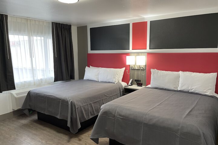 Room 14 of 25