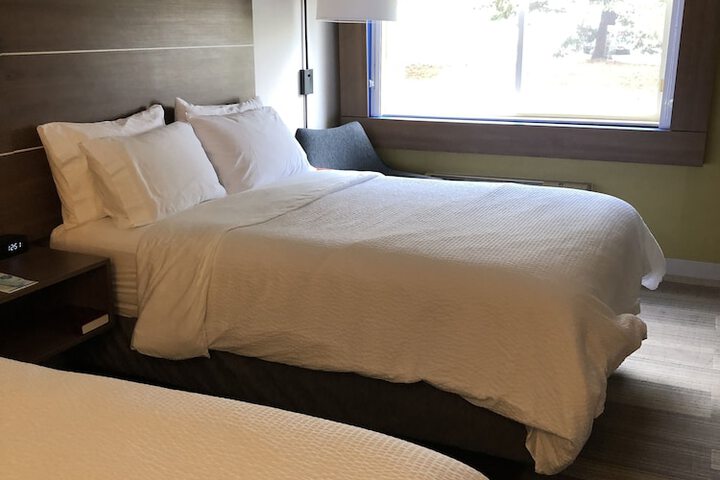 Holiday Inn Express Mt. Vernon by IHG