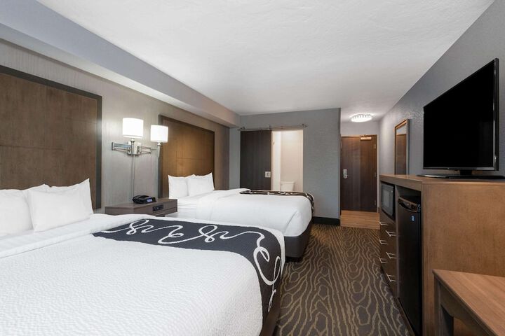 Room 14 of 25
