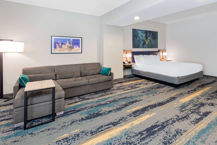La Quinta Inn & Suites by Wyndham Texas City I 45