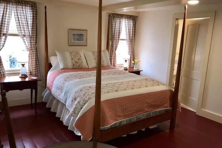 Room 27 of 39