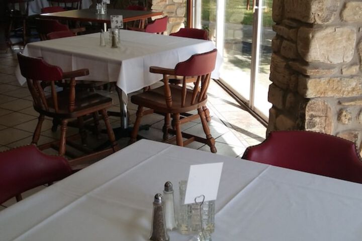 Dining 56 of 73