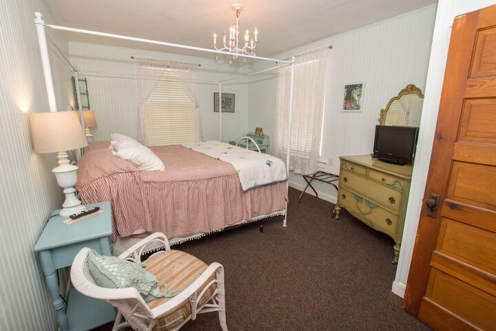 Room 138 of 162