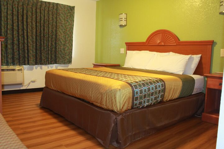 Royal Inn