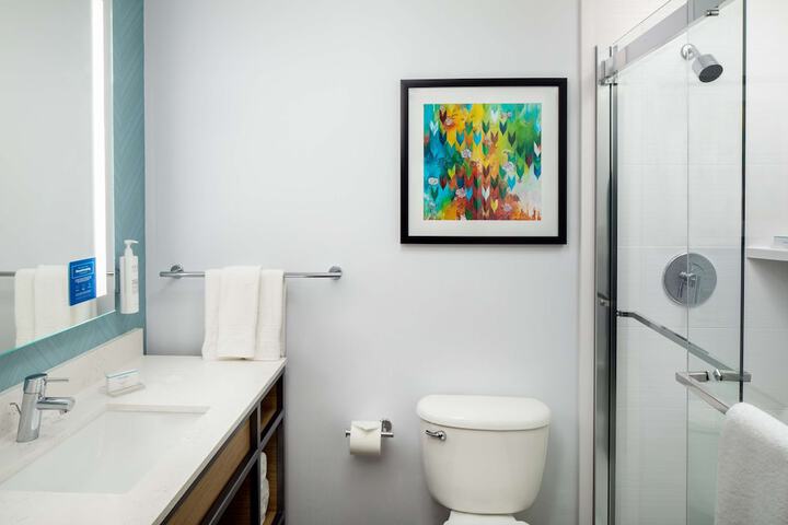 Room 21 of 35