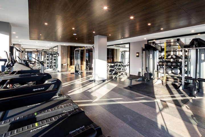 Global Luxury Suites at the Arches