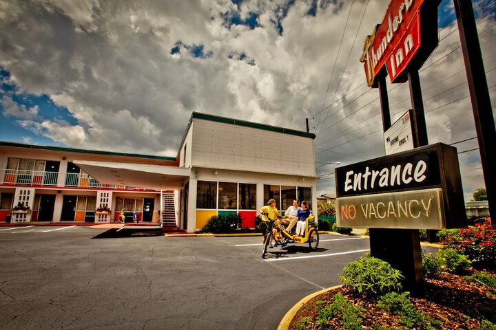 Hotel 4 of 39