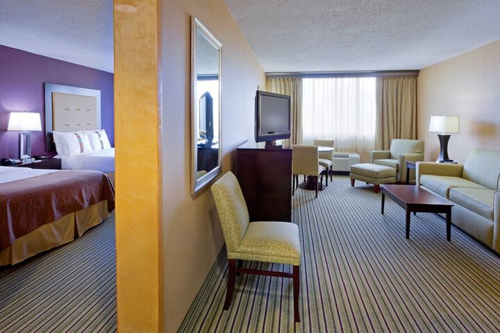 Room 26 of 46