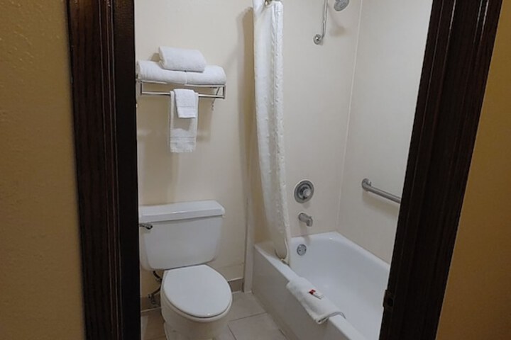 Room 20 of 23