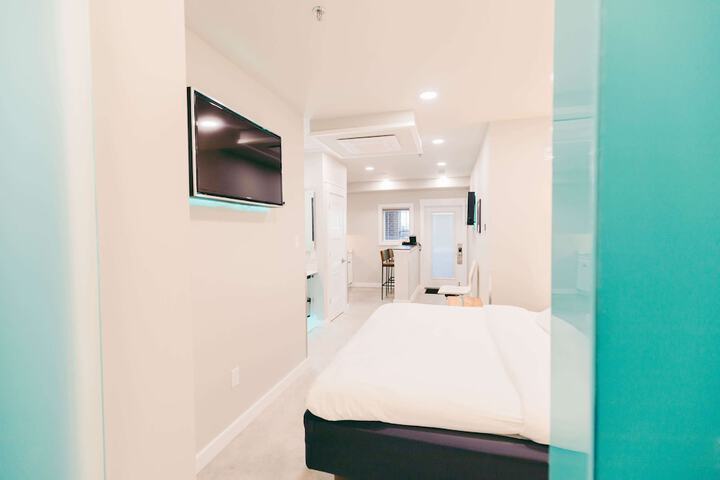 River Sirens Hotel