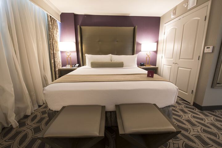 Room 36 of 80