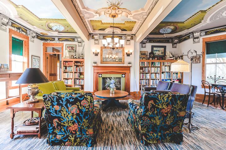 Roanoke Island Inn