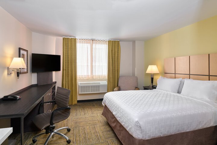 Room 18 of 39