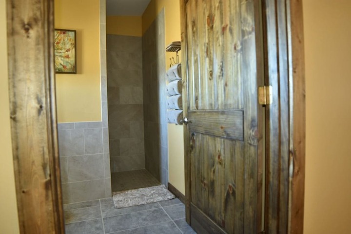 Room 18 of 23