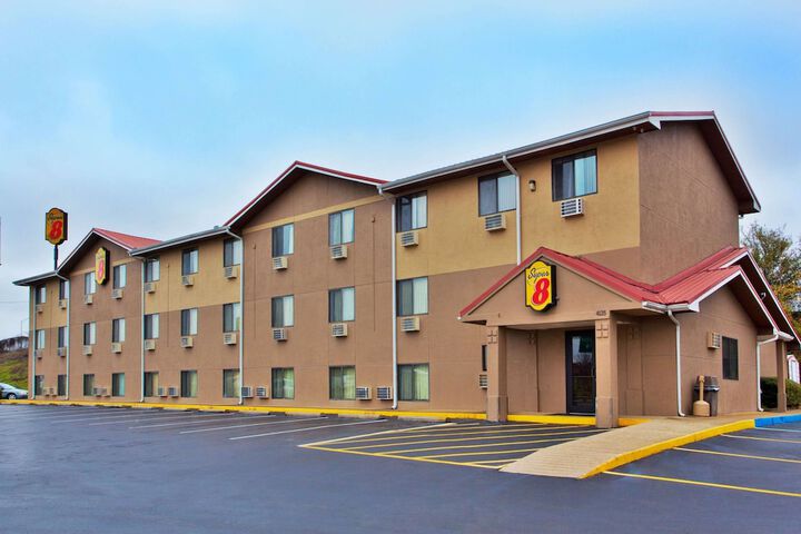 Hotel 4 of 41