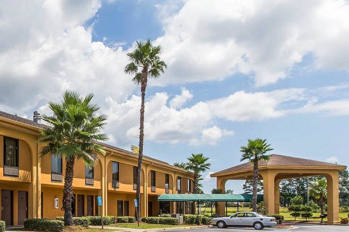 Hotel 4 of 54