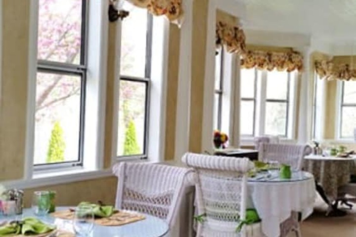 Albemarle Inn