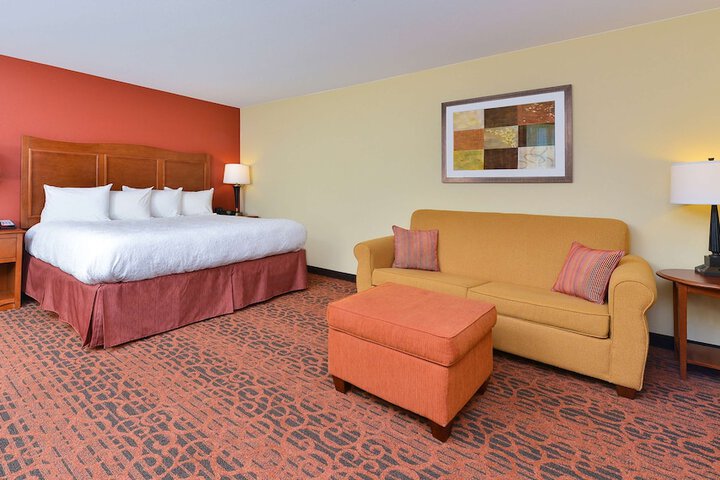 Hampton Inn Clinton IA