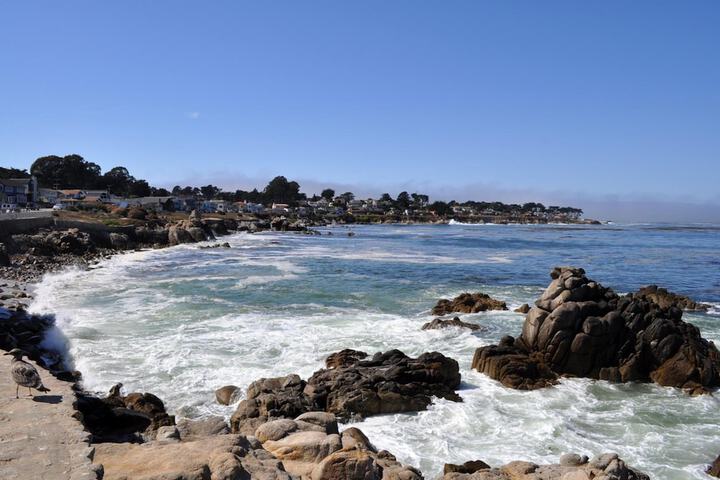 Lovers Point Inn