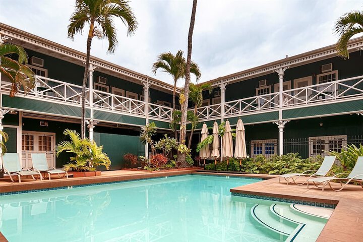 Pool 4 of 27