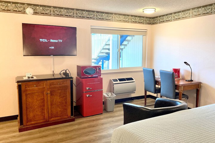 Room 50 of 125