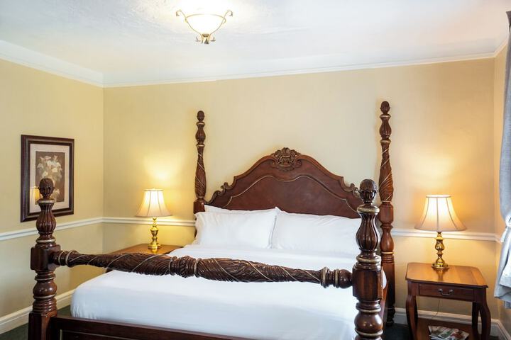 Lake Lure Inn & Spa