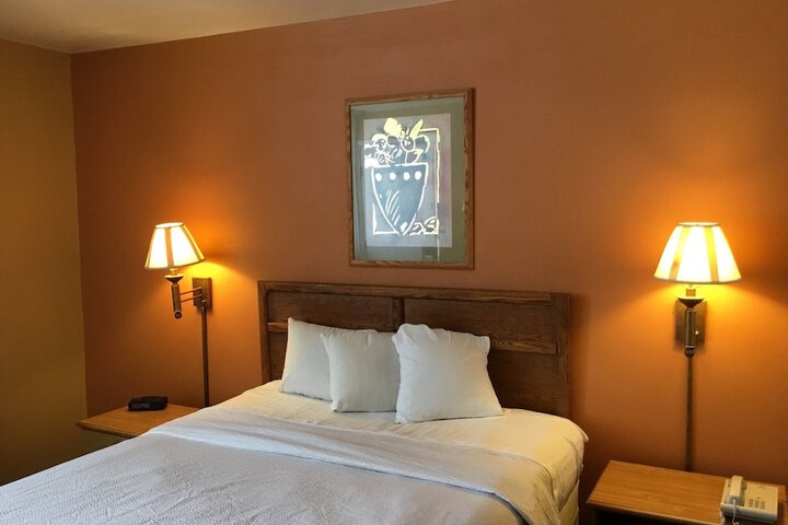 Room 16 of 22