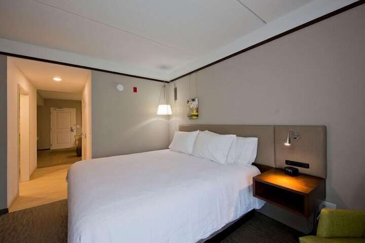 Room 19 of 68