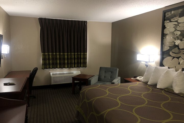 Room 37 of 45