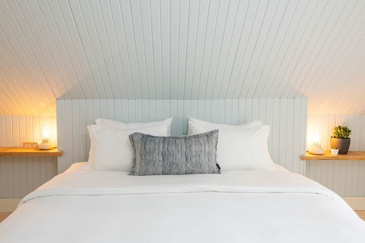 Room 40 of 60