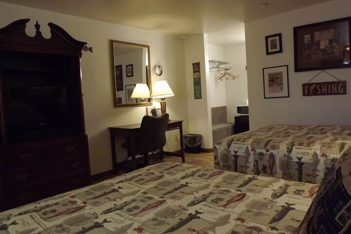 Room 53 of 175
