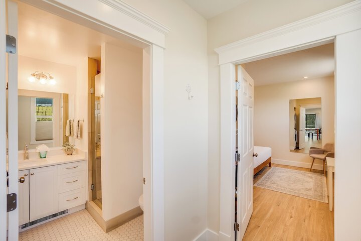 Stirling All Suites Hotel